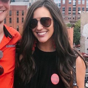 Meet your Posher, Taylor